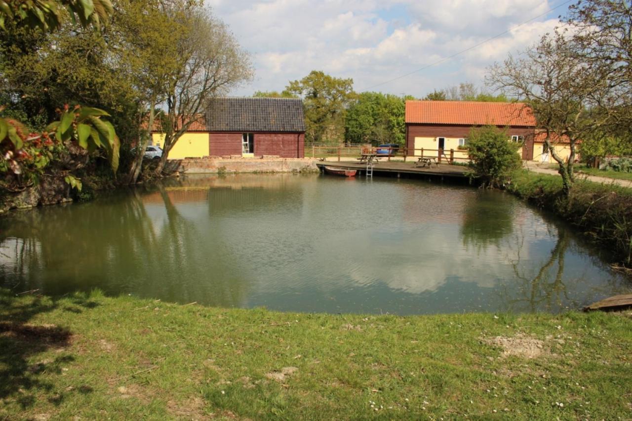 The Kestrel Shepherd Hut, Whitehouse Farm Stowmarket Luaran gambar